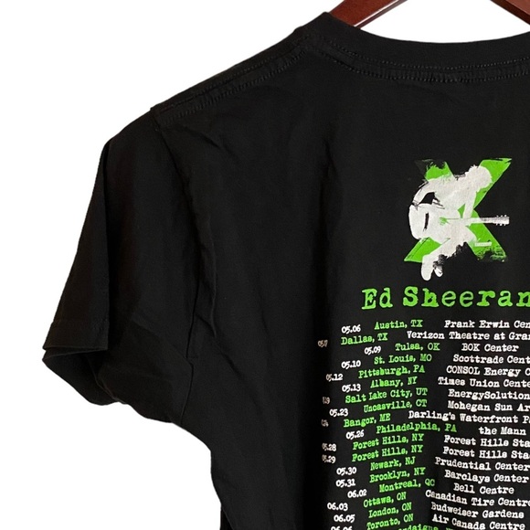 Rock Me Ed Sheeran X Tour Band Tee Shirt Black Green White Printed Slim Fit M - Picture 9 of 16